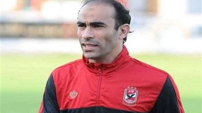 سيد عبدالحفيظ يتفقد أرضية 