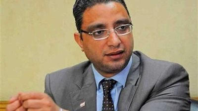 محافظ سوهاج يتفقد أعمال ترميم وتطوير الدير الأحمر بالمحافظة