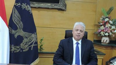 العثور على جثة شاب ملقاة بالطريق الصحراوي بالبحيرة