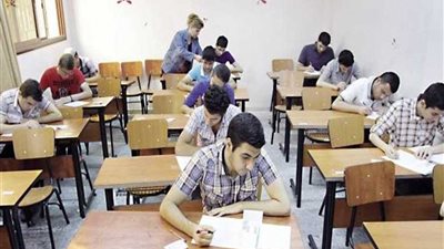 13 يناير بدء الامتحانات التجريبية للصف الأول الثانوي