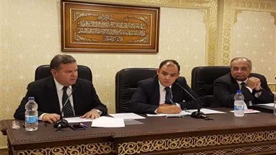 وزير قطاع الأعمال: خطة لتطوير شركات الغزل والنسيج