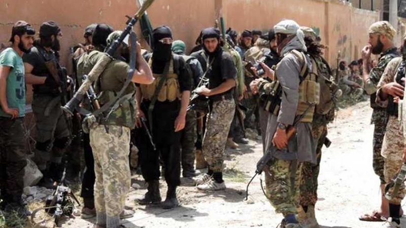 إصابة أكثر من 100