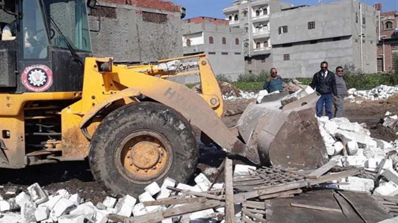 إزالة 51 حالة تعدٍ