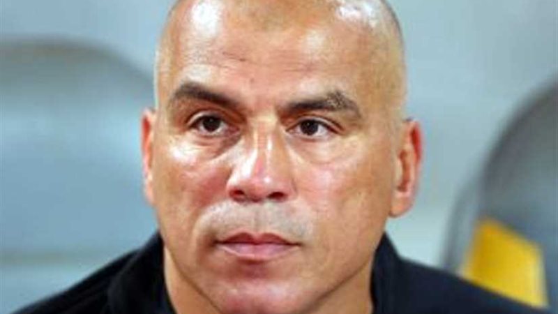 الأهلي يعلن قائمة