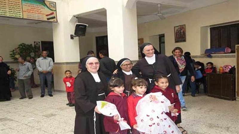 وكيلة راهبات الفاتيكان