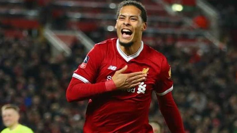 فان دايك مدافع ليفربول: