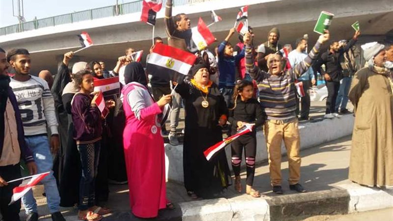 بالصور والفيديو..