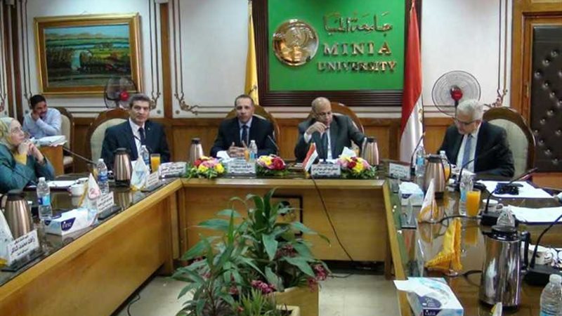 5 يناير بدء امتحانات