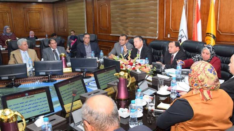 محافظ بني سويف: الجامعة