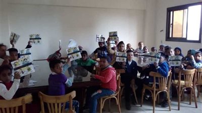 بالصور.. الكشف على 105 أطفال ضمن مبادرة (عيون أطفالنا) بقرى أبو قرقاص