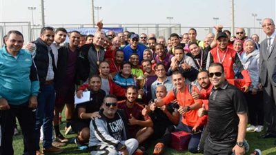 بمشاركة وزير الطيران تدشين يوم الرياضي للعاملين على ملاعب إيروسبورت