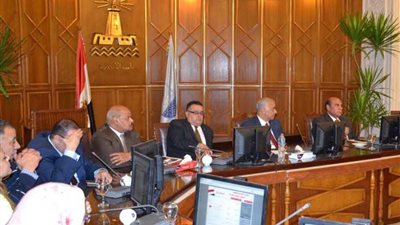 تفعيل منظومة الشكاوى الحكومية لتلبية احتياجات المواطنين