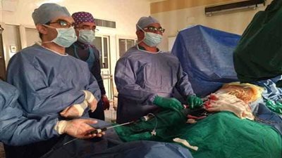 إنقاذ حياة مسن بإجراء قسطرة تداخلية في أسيوط الجامعي.. (صور)