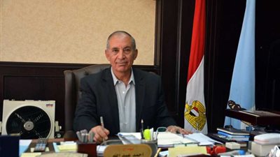 محافظ البحرالأحمر يجتمع مع وفد مسؤولي وممثلي الشركات السياحية الرومانية