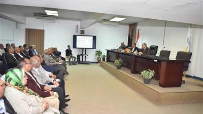 25 ديسمبر موعد اختيار الفائز في مسابقة أفضل وحدة محلية بأسيوط..(صور)