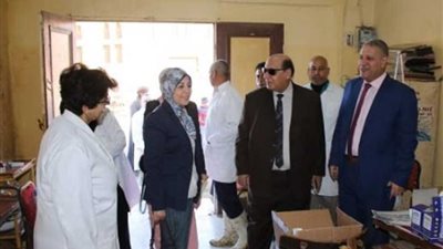 الكشف الطبي على 1938 من أهالي السنطة بالقافلة الطبية لجامعة طنطا