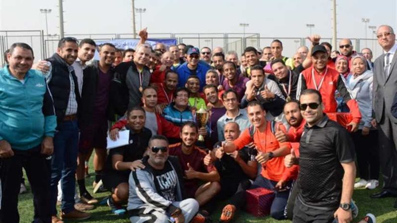 بمشاركة وزير الطيران