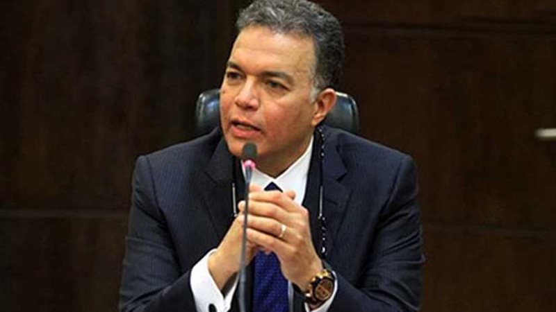 وزير النقل يلتقي