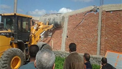 المنيا تزيل التعديات على 488 فدانًا أراضٍ زراعية