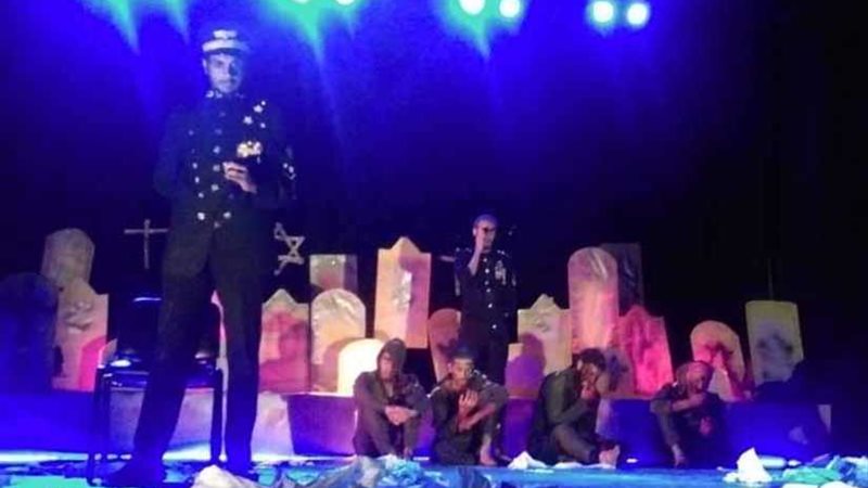 عرض ثورة الموتى..