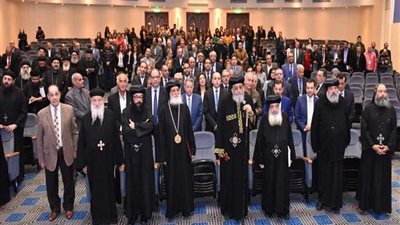 البابا تواضروس يجتمع بممثلي الهيئات الخيرية القبطية بالكاتدرائية المرقسية بالعباسية