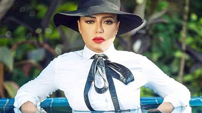 بالصور.. رانيا يوسف محتشمة في أحدث جلسة تصوير