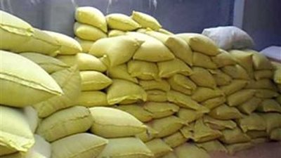 ضبط 8 أطنان أعلاف مجهولة المصدر في حملة تموينية بالبحيرة