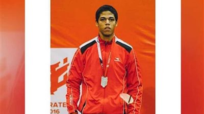 على إسماعيل يتوج بذهبية الدورى العالمى للكاراتيه