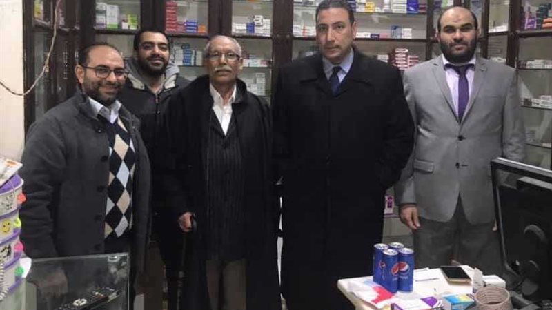 نقيب الصيادلة يزور