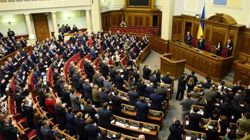 أوكرانيا تقر مشروع