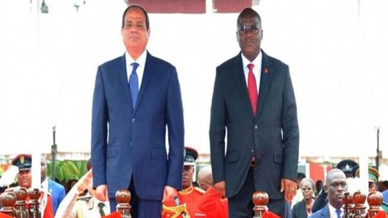 الرئيس السيسي يتلقى