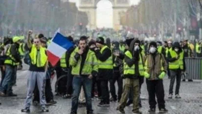 الشرطة الفرنسية تعتقل