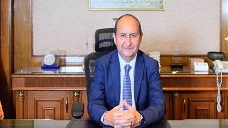 عمرو نصار: ٢ مليار