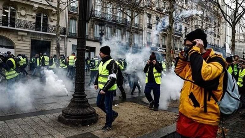 شرطة باريس ارتفاع