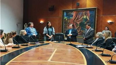 وفد إسباني من أكاديمية الفنون يزور مكتبة الإسكندرية