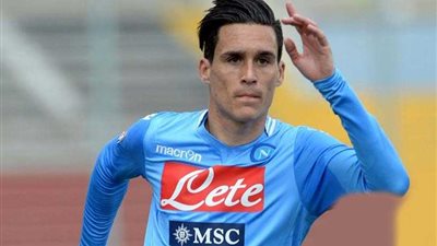 «كاليخون» يقود هجوم نابولي أمام ليفربول في دوري الأبطال