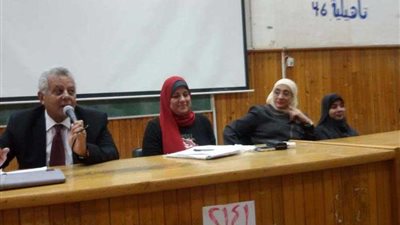 الجوهري في ندوة 