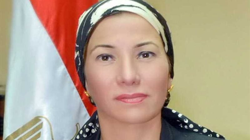 وزيرة البيئة تبحث