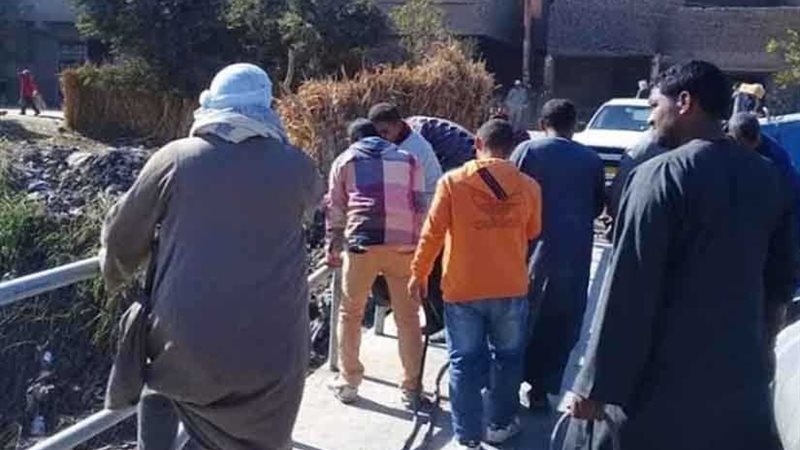 حواجز حديد لعداية