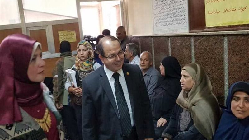 احتشاد المنايفة أمام