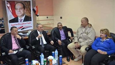 محافظ الإسماعيلية يحظر سير السيارات الملاكي المشابهة لـ