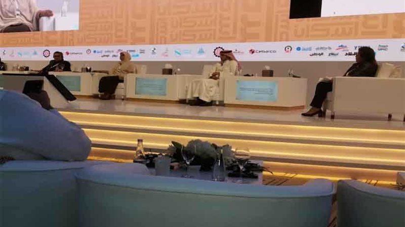 وفد من وزارة الإسكان