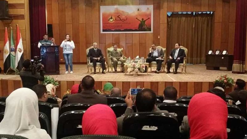 خبراء ومتخصصون يناقشون