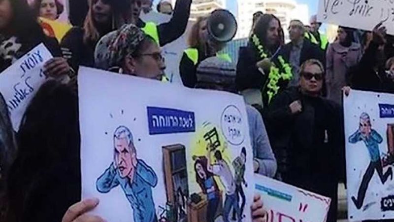 على غرار فرنسا السترات