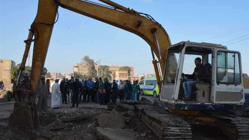 السعيد يتفقد مشروعات