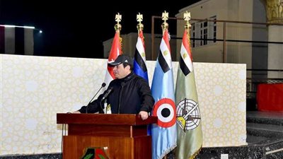 السيسي لطلبة 