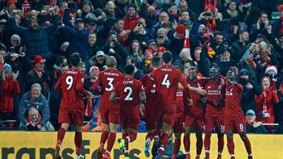 ليفربول يسجل ومانشستر يونايتد يتعادل سريعًا في الشوط الأول..