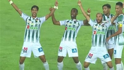 الرجاء المغربي يفوز على سيركل الجابوني بخماسية نظيفة في الكونفدرالية الإفريقية