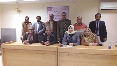 الحائز على التشجيعية يحذر من خطورة إهمال الكتاب بأسيوط