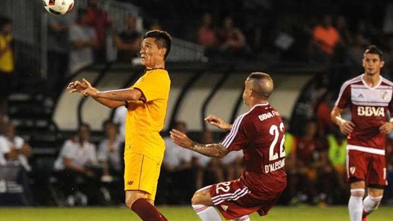 اشبيلية يفوز على